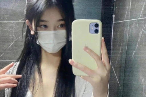 单依纯翻唱翻车李荣浩40分钟回应维权引爆全网