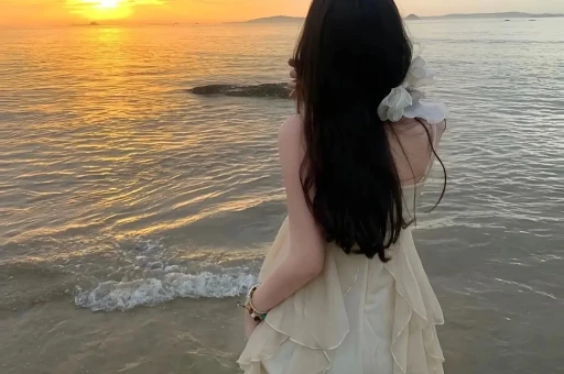 Q女士现身回应她发长文指责张婉婷宋宁峰竟被扒出是高露助理